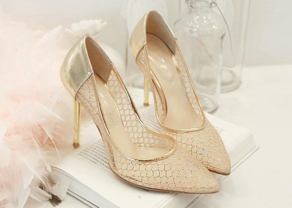 gold mesh heel